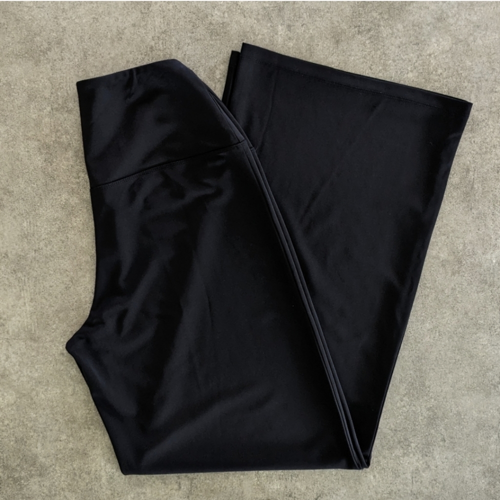 Ruby Ribbon high waisted wide leg palazzo tummy control pant, size small, black